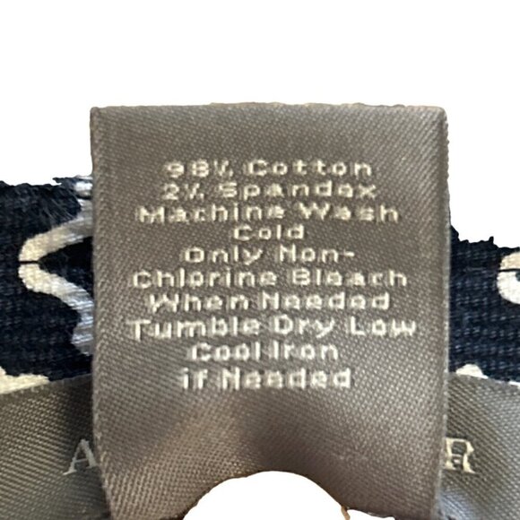 NWOT Ann Taylor Women's Navy Blue and White Geometric Pattern Mini Skirt, Size 4 - Picture 6 of 6